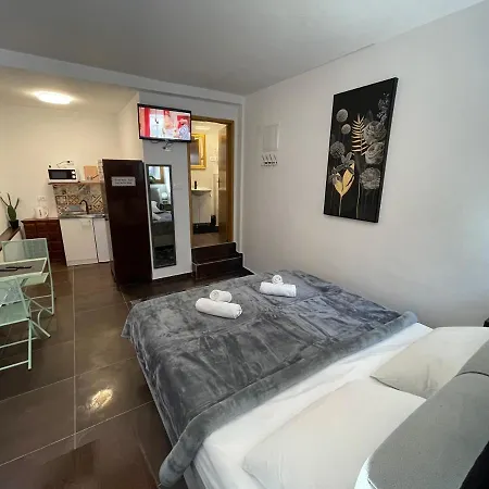 Tequila Apartments (Adults Only) Zadar Exterior photo