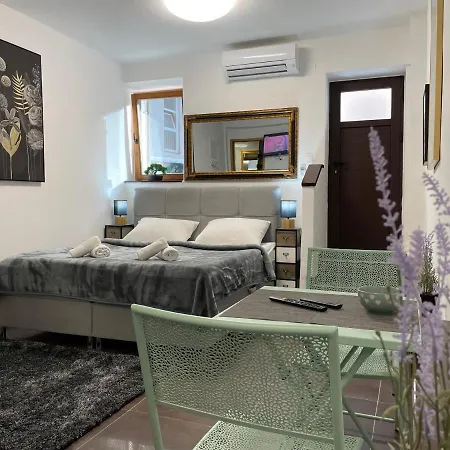Tequila Apartments (Adults Only) Zadar Exterior photo
