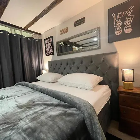 Tequila Apartments (Adults Only) Zadar Exterior photo