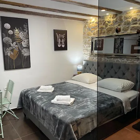 Tequila Apartments (Adults Only) Zadar Exterior photo